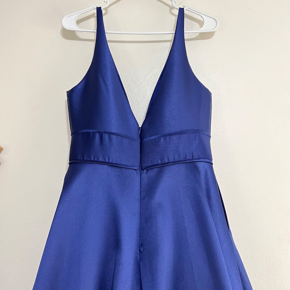 Mac Duggal Ieena 55010 Plunging V-Neck V-Back Gown - Picture 7 of 10